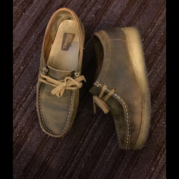 Clarks original wallabees