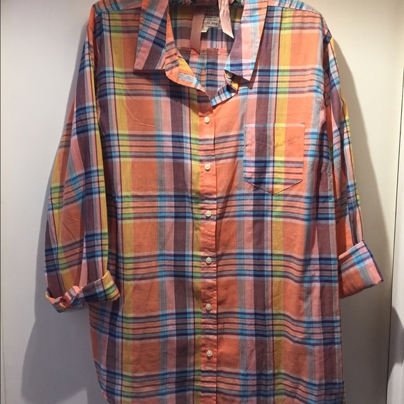 Old Navy Plaid Button Up Blouse