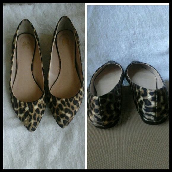 Victoria's  Secret  Flats