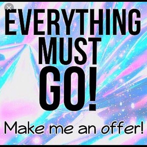 ! ✨GREAT DEALS ✨👀💄