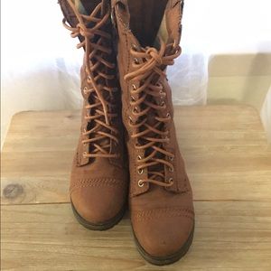Mossimo Boots