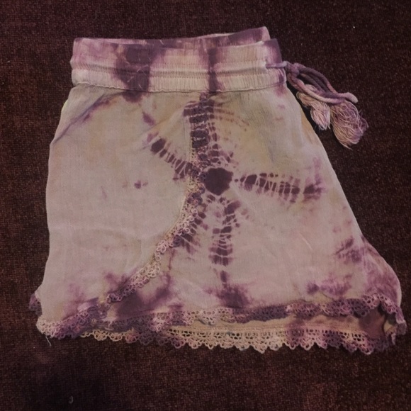 Shorts With drawstring! - Picture 3 of 4