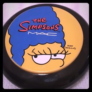 Mac Simpsons collection blush in pink sprinkles