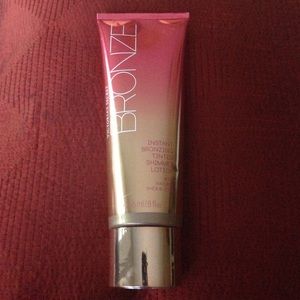 VS Bronzing Tinted Shimmer Lotion- Discontinued!