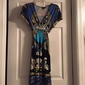 Beautiful print dress. Size XL