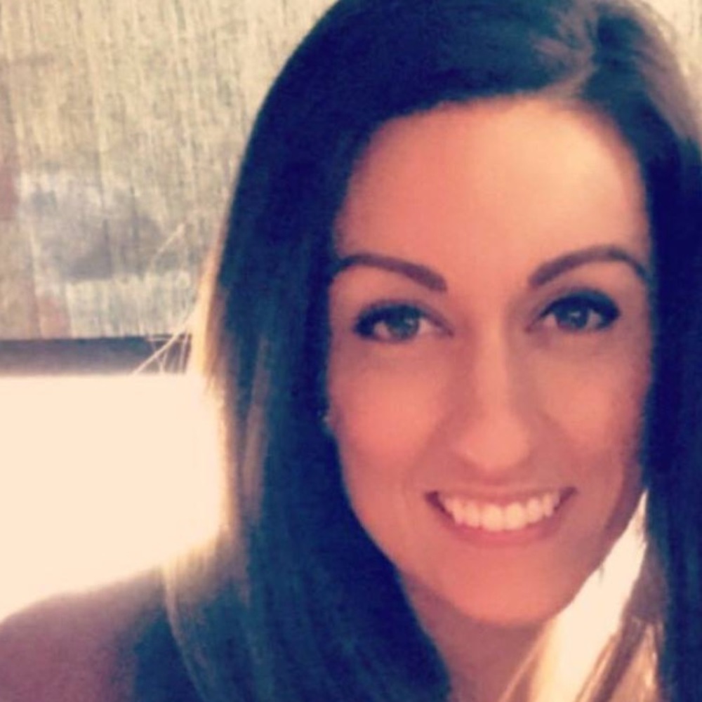 Meet your Posher, Yanna