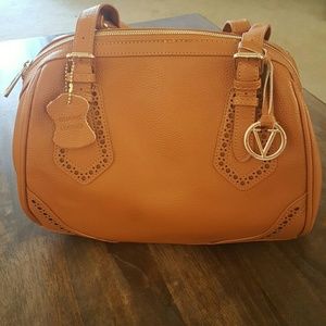 Tan pebble leather purse