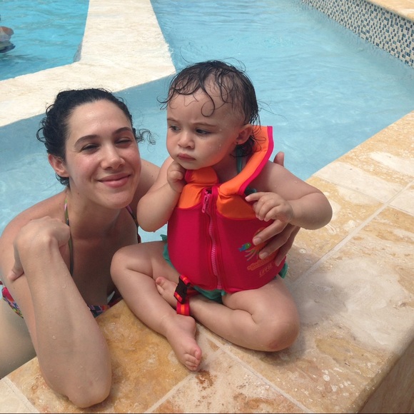 Hey Poshers!! - Picture 4 of 4