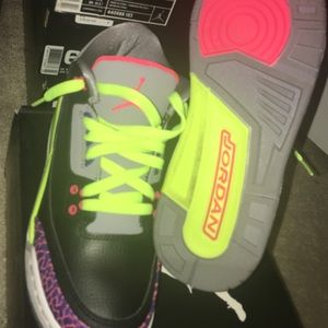 GIRLS AIR JORDAN 3RETRO