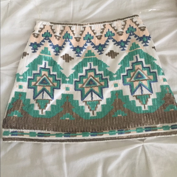 Francesca's Collections Dresses & Skirts - Sequin embellished skirt