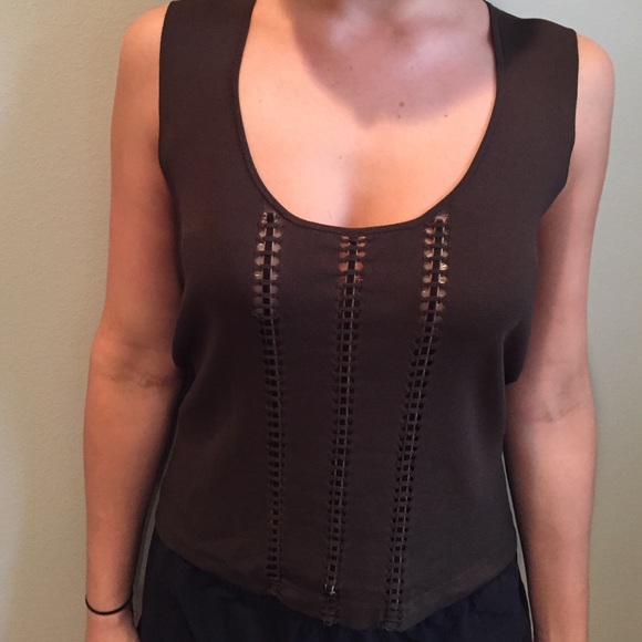 max studio tank top