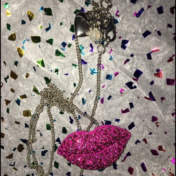 Betsey Johnson Jewelry - Betsey Johnson pink rhinestone lip necklace kiss