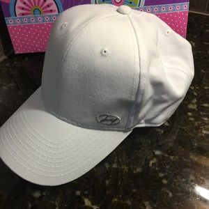 White hyundai official cap