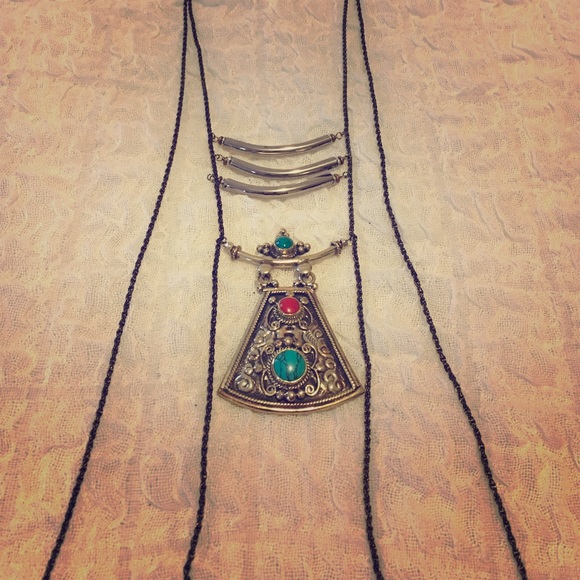 Vanessa Mooney necklace