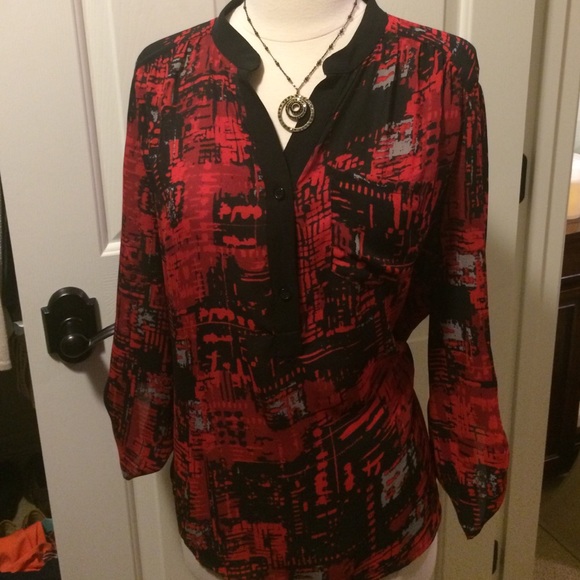 Nearly New Dora Landy Blousr