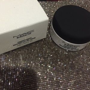 MAC MINERALIZE CHARGED WATER ✨BRAND NEW✨