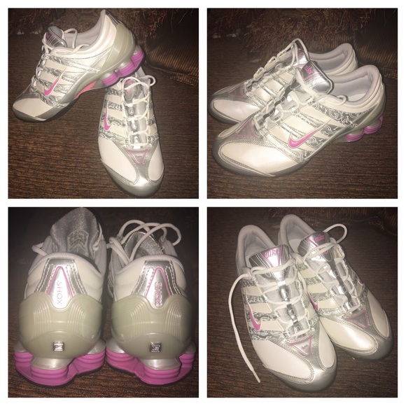 EUC Nike Shox