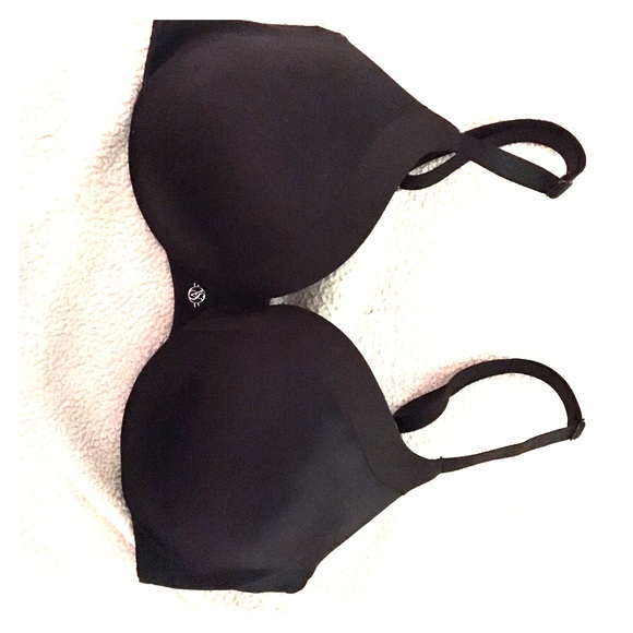 Victoria's Secret incredible bra 32D