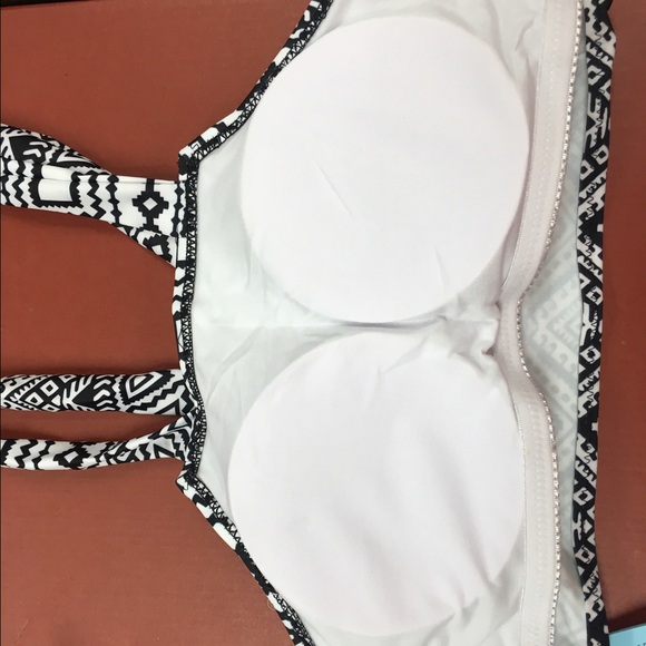 Bathing suit top - Picture 3 of 4