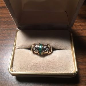 Diamond and Emerald ring