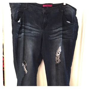 Pure Energy Distressed Jeans