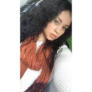 Meet your Posher, Marishia mariah marie