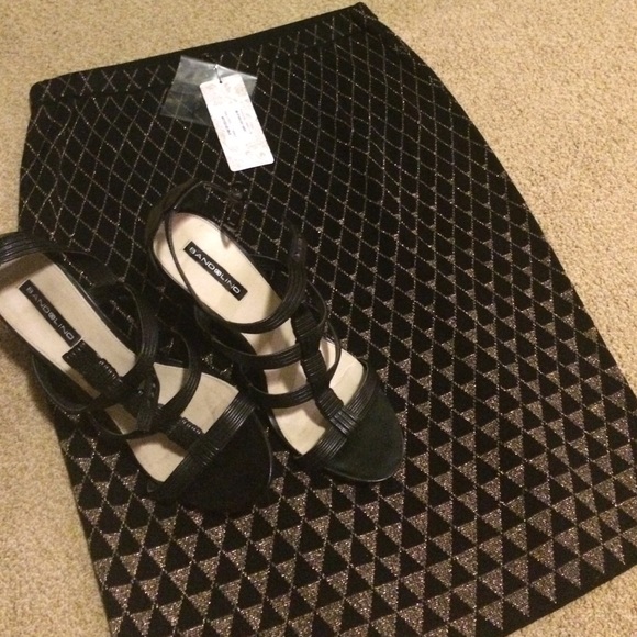 NWT Gold and Black Holiday Pencil Skirt.