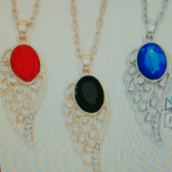 Australian Crystal Angel Wing Pendant - Picture 2 of 4