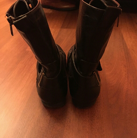 Black Boots