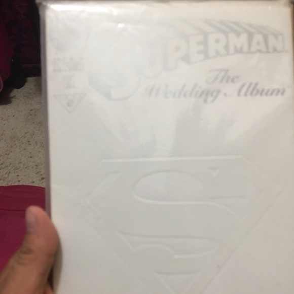 Superman, the wedding album - Picture 1 of 2