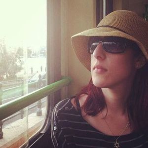 Meet your Posher, Danielle