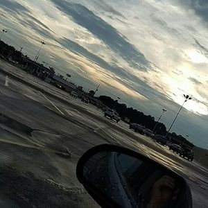 Meet your Posher, Kaneacia