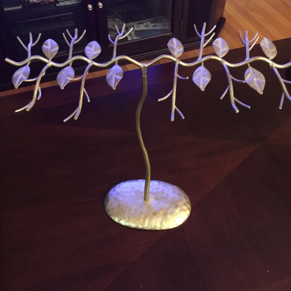 Jewelry stand