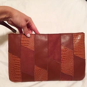 NINE WEST Wristlet Clutch -- BRAND NEW