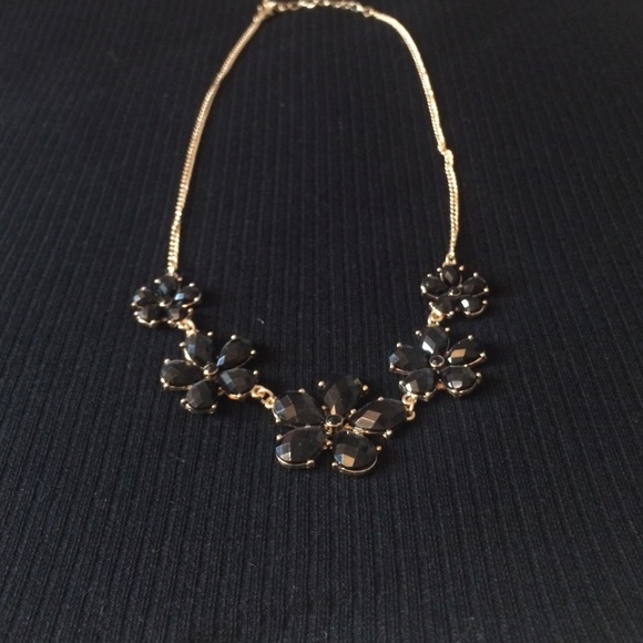 Jewelry - Black Floral Necklace