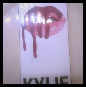 Kylie lip kit