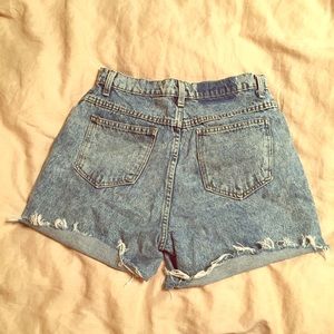Acid washed high waisted shorts