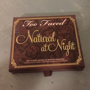 Too Faced Natural At Night