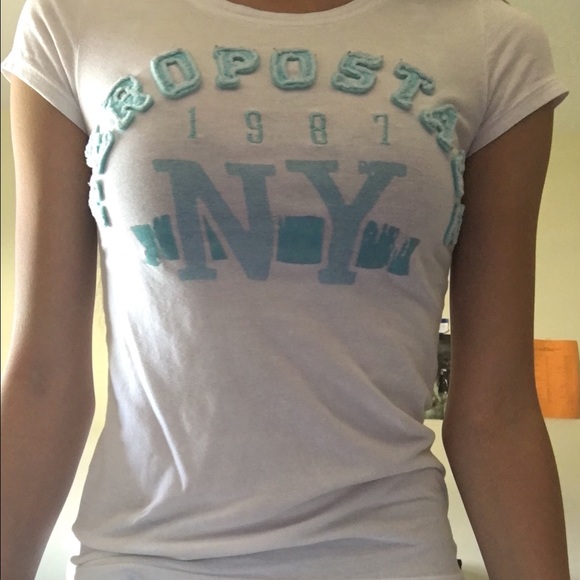 Graphic tee aero