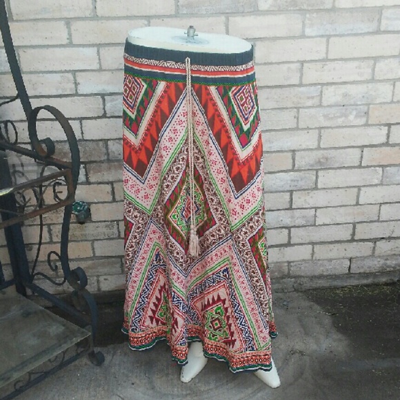 Flying Tomato long skirt - Picture 1 of 3