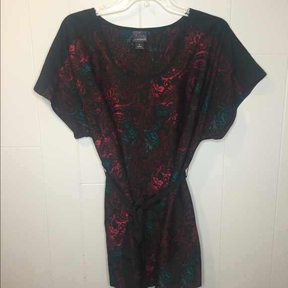 Maternity dress shirt. Motherhood