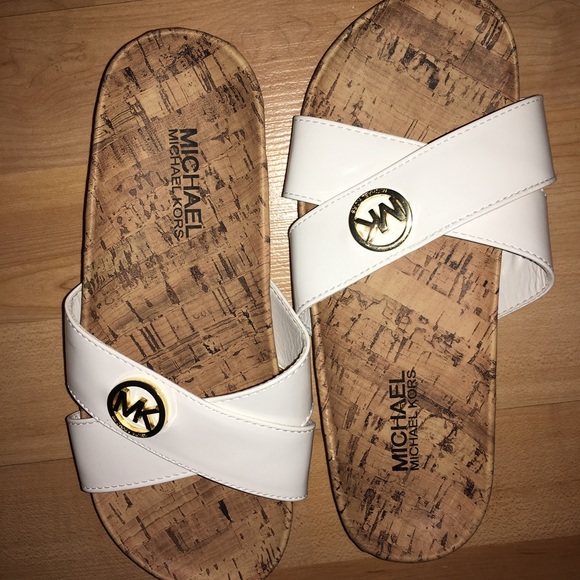 Shoes - Michael kors sandy white sandals