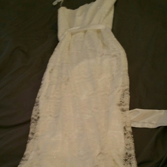 Wedding or formal white lace w/lace ribbon - Picture 2 of 4