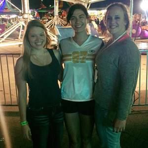 Meet your Posher, Celina