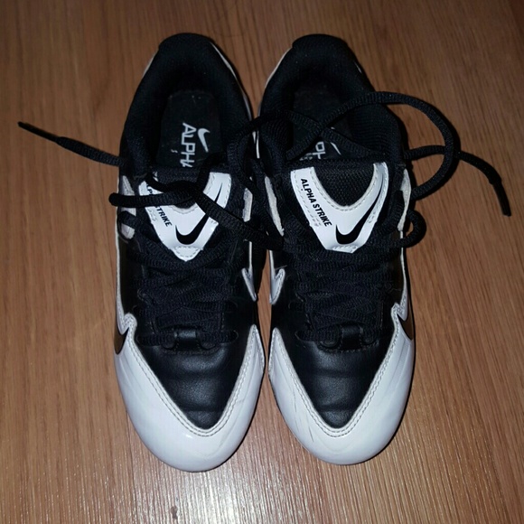 Football cleats