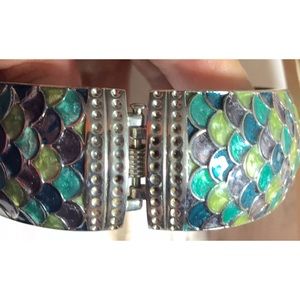Jewelry - Mermaid scales hinged bangle bracelet Jewelry - Mermaid scales hinged bangle bracelet
