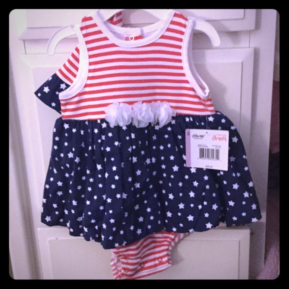 Beautiful baby girl 4th of July onesie dress w/hat