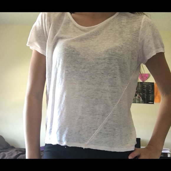 Tee shirt
