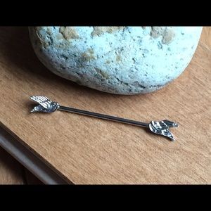 14g Angel Wing Industrial Barbell