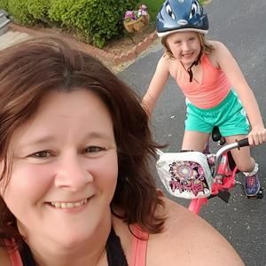 Meet your Posher, Pauline